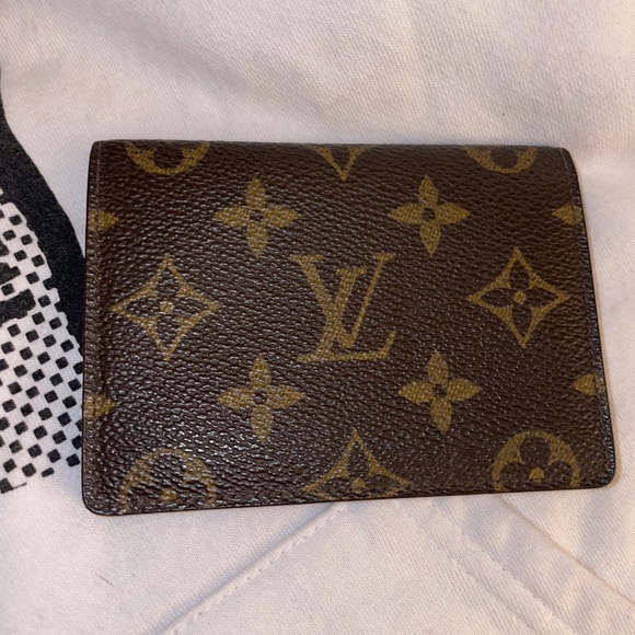 Louis Vuitton Handbags - Louis Vuitton monogram cardholder